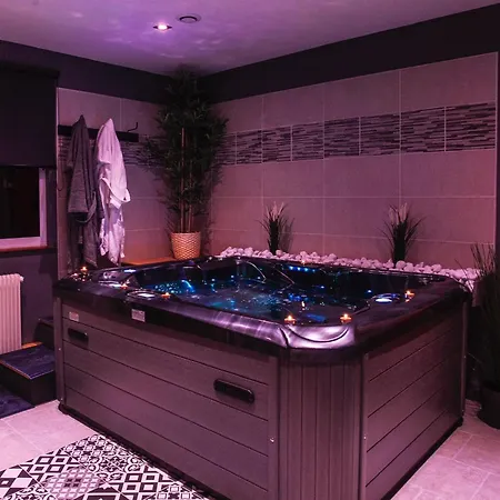 La Privee - Maison Privative & Sauna Lejlighed *