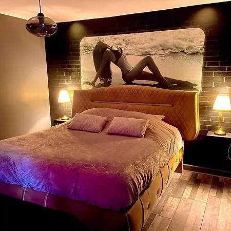 La Privee - Maison Privative & Sauna *